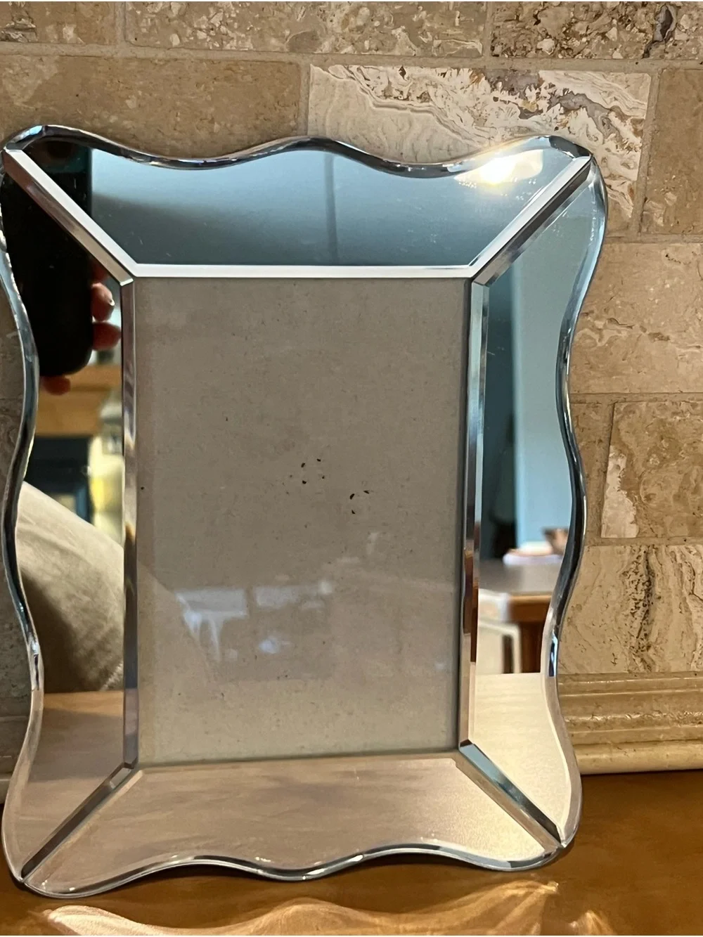 Mirror 4 x 6 Picture Frame with Scalloped Edges, Good Condition